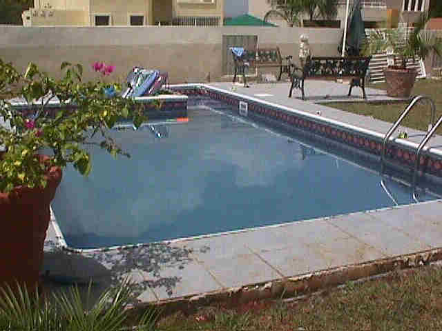 carlos DIY pool